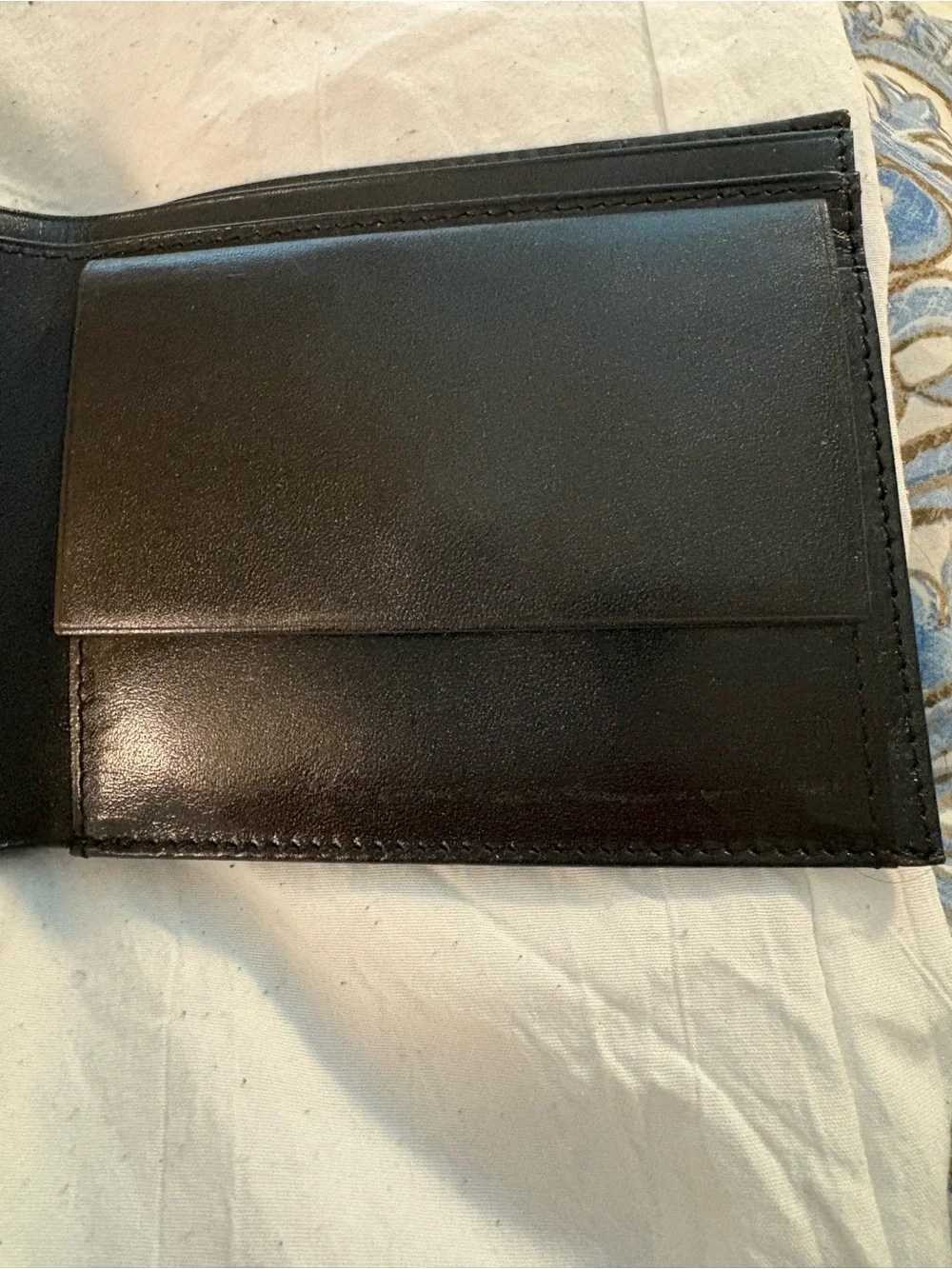 MCM Black Bifold Men's Wallet Logo Pattern Credit Card Folding Theme Logo